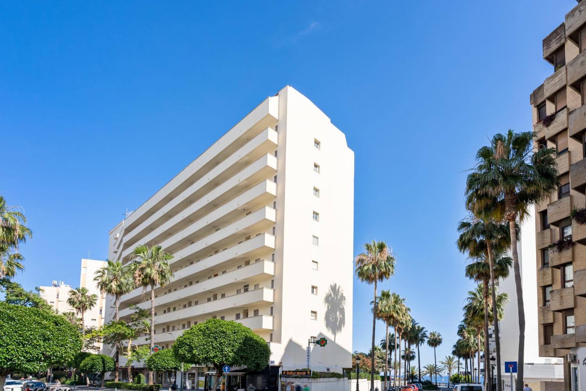 דירות מארבלה Fully Renovated Frontline Flat מראה חיצוני תמונה